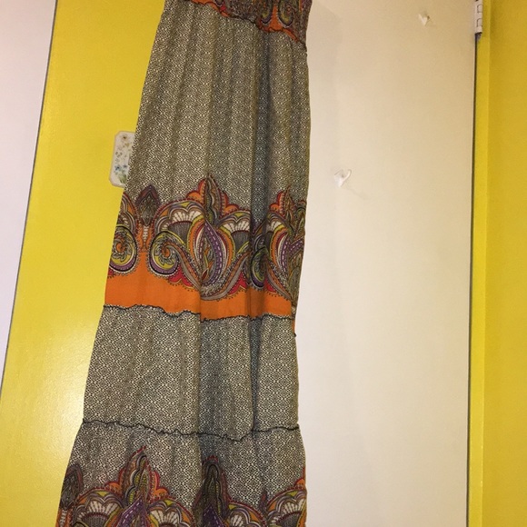 Daily dress. - Picture 1 of 3